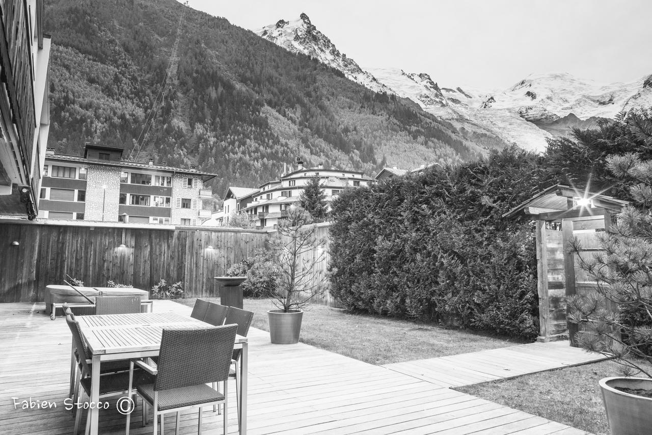 Apartment Au Bon Coin - Luxury Chamonix Hidden Haven, Mont Blanc View, Hot Tub And Garden Номер фото